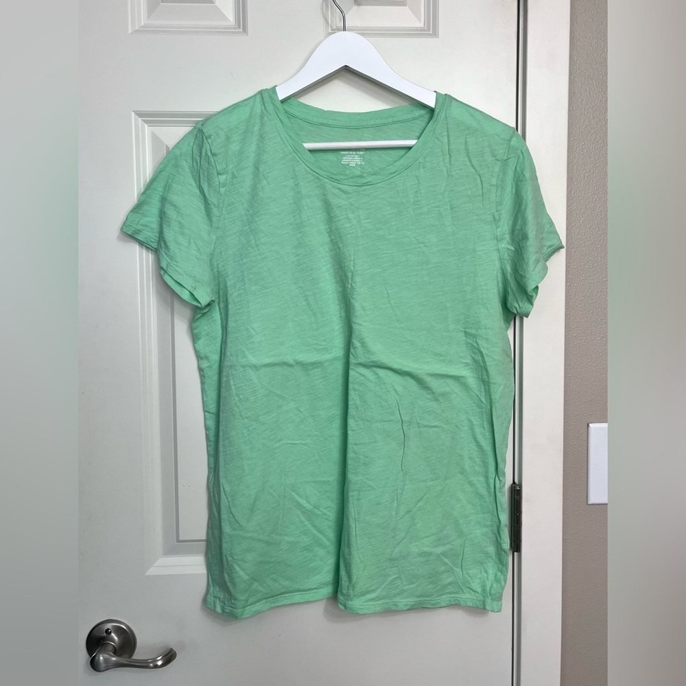 PINK Victoria's Secret Crewneck Tee NWOT
